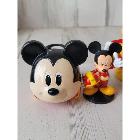 Mickey Mouse race car track helmet playset toy figure red 28 - Picture 2 of 14